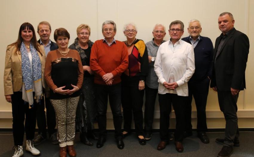 (v. l.n.r: Susanne Hierholzer, Kaufmännische Direktorin, Josef Wiesler, Sylvia Konstanzer-Zieck, Brunhilde Willig, Willi Wiemann, Jürgen Fürst, Doris Maier-Dufner, Peter Summer, Heinrich Schwähr, Peter Bechtel, Geschäftsführer) Es fehlen: Helena Kromer, Dorothea Meisinger, Richard Schneider, Klaus-Peter Wittig 